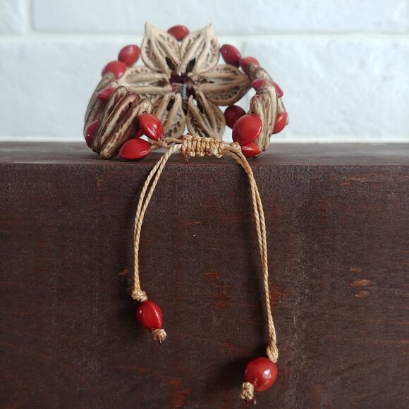 4/$20 Y2K wood and bead adjustable bracelet flower orange and brown - Picture 2 of 9